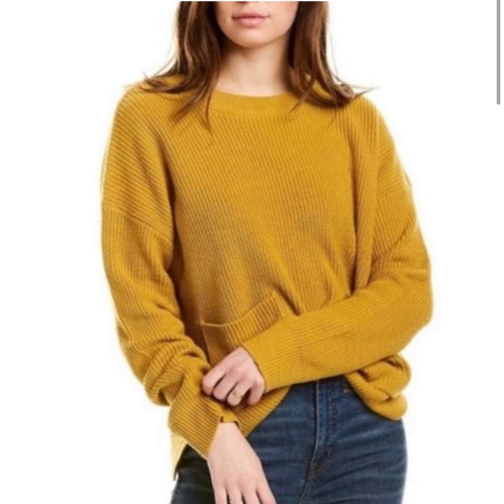 Madewell Patch Pocket Pullover Sweater in Mustard Yellow
